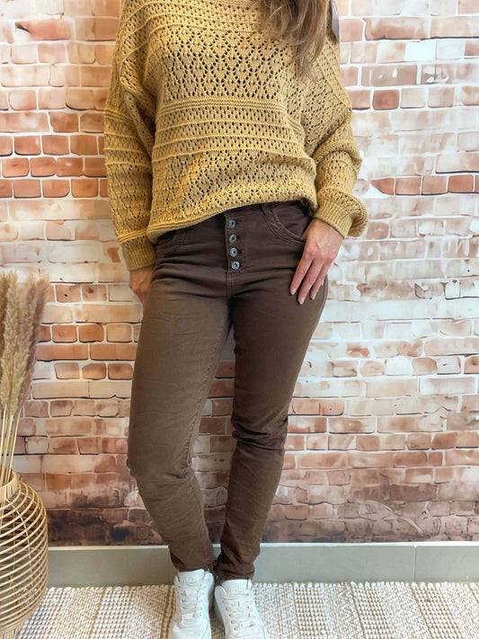 Braune Slim Fit Jeans im Knitter-Look
