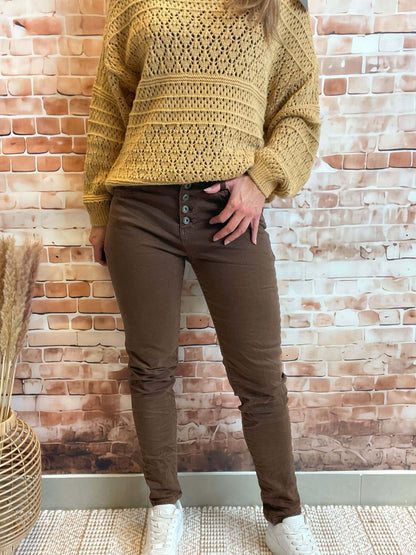 Braune Slim Fit Jeans im Knitter-Look