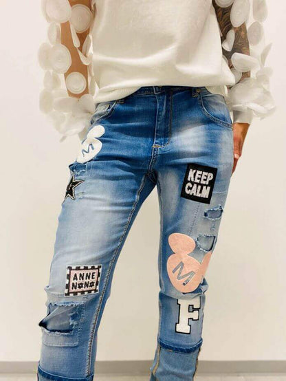 Moderne lässige Jeans mit Mickey Mouse Motiv