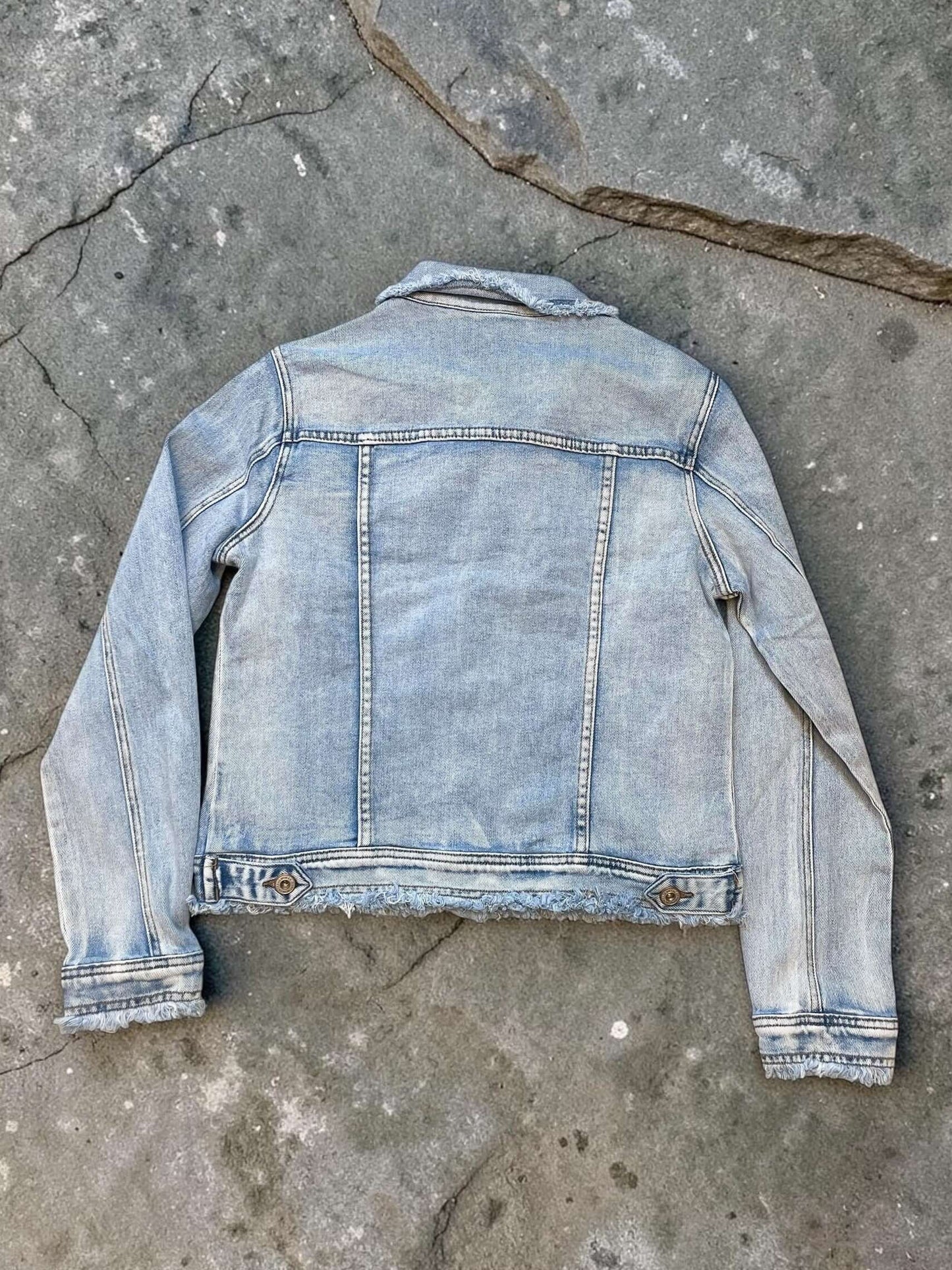Sexy S. Woman Jeansjacke "LOVE" mit bunten Stickereien
