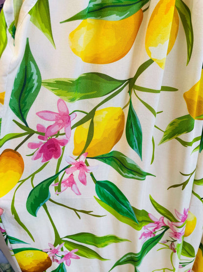 Buntes ärmelloses Kleid aus Viskose - knielang