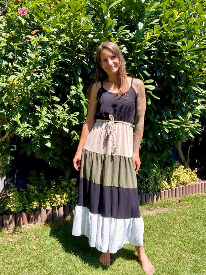 4-farbiges schönes Sommerkleid