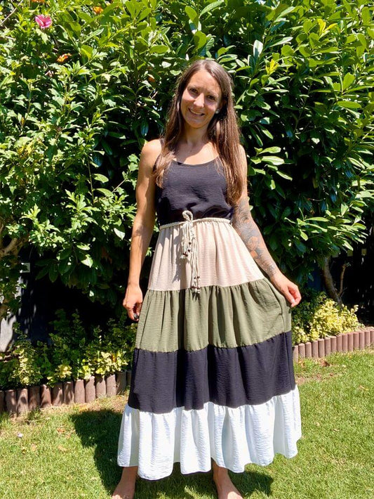 4-farbiges schönes Sommerkleid