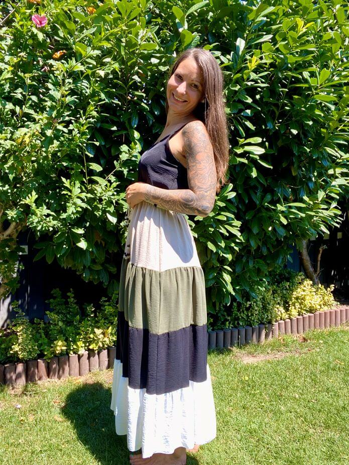 4-farbiges schönes Sommerkleid
