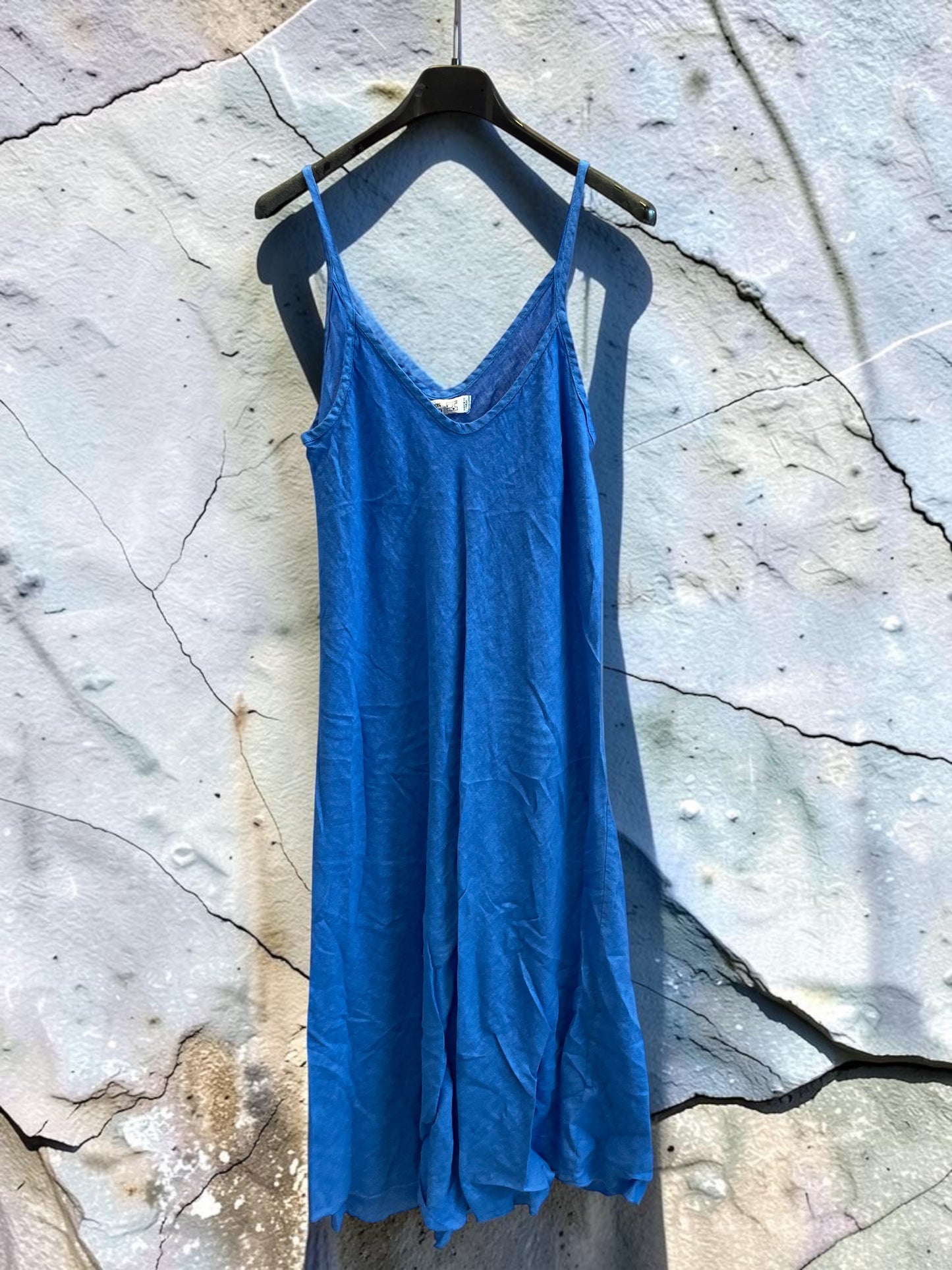 Midi Leinenkleid mit Spaghettiträgern - A-Linie