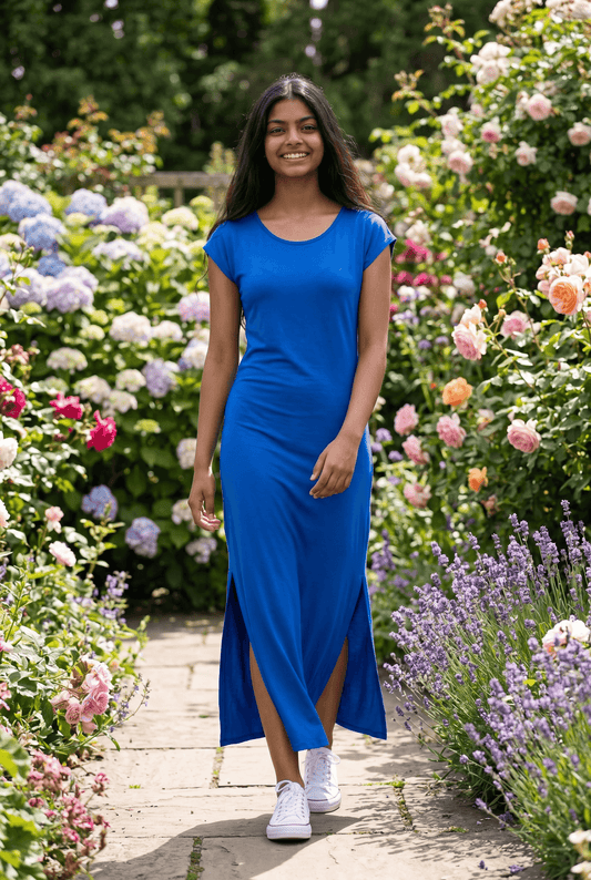 Schlichtes Maxi-Viskosekleid mit seitlichem Schlitz