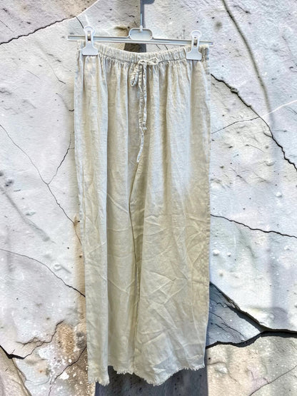 Weite lange Leinenhose mit Fransen