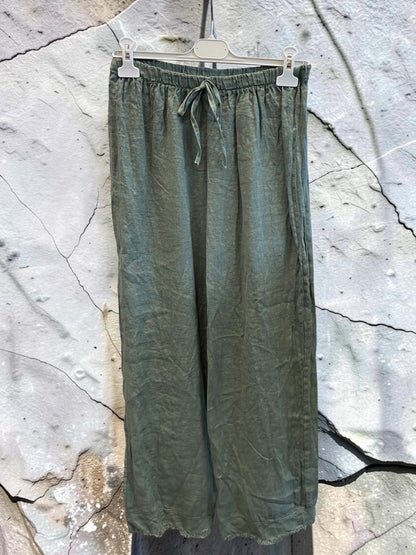 Weite lange Leinenhose mit Fransen