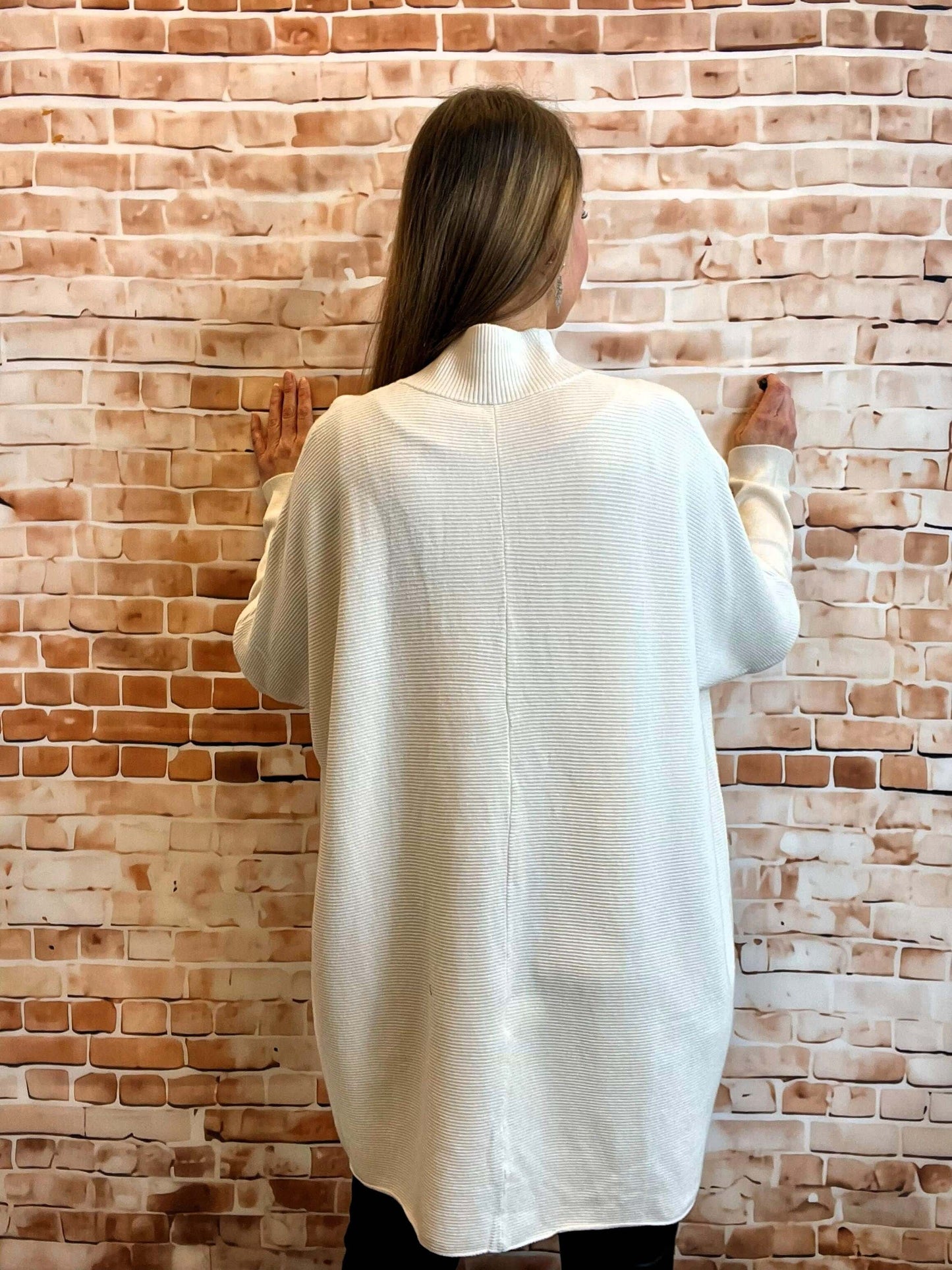 Oversize Longshirt mit Stehkragen - Beige