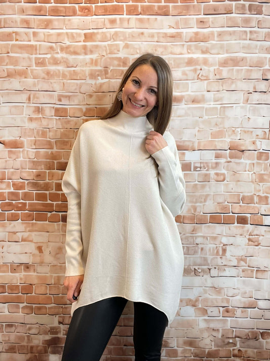 Oversize Longshirt mit Stehkragen - Beige