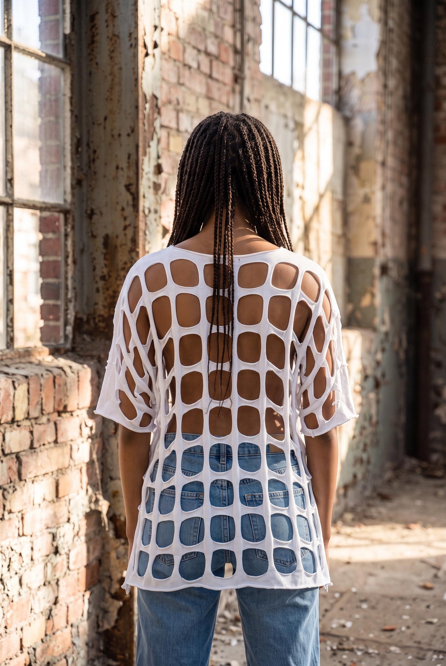 Trendiges oversized Netzshirt mit Herzmotiv - Weiß