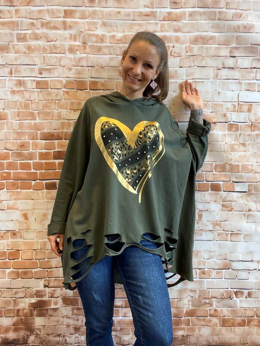 Zerrissener Oversize Kapuzenpullover mit goldenem Herz