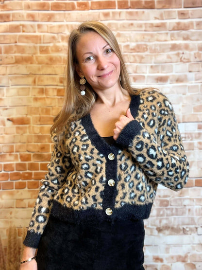 Kurze Plüsch-Weste mit Leoprint
