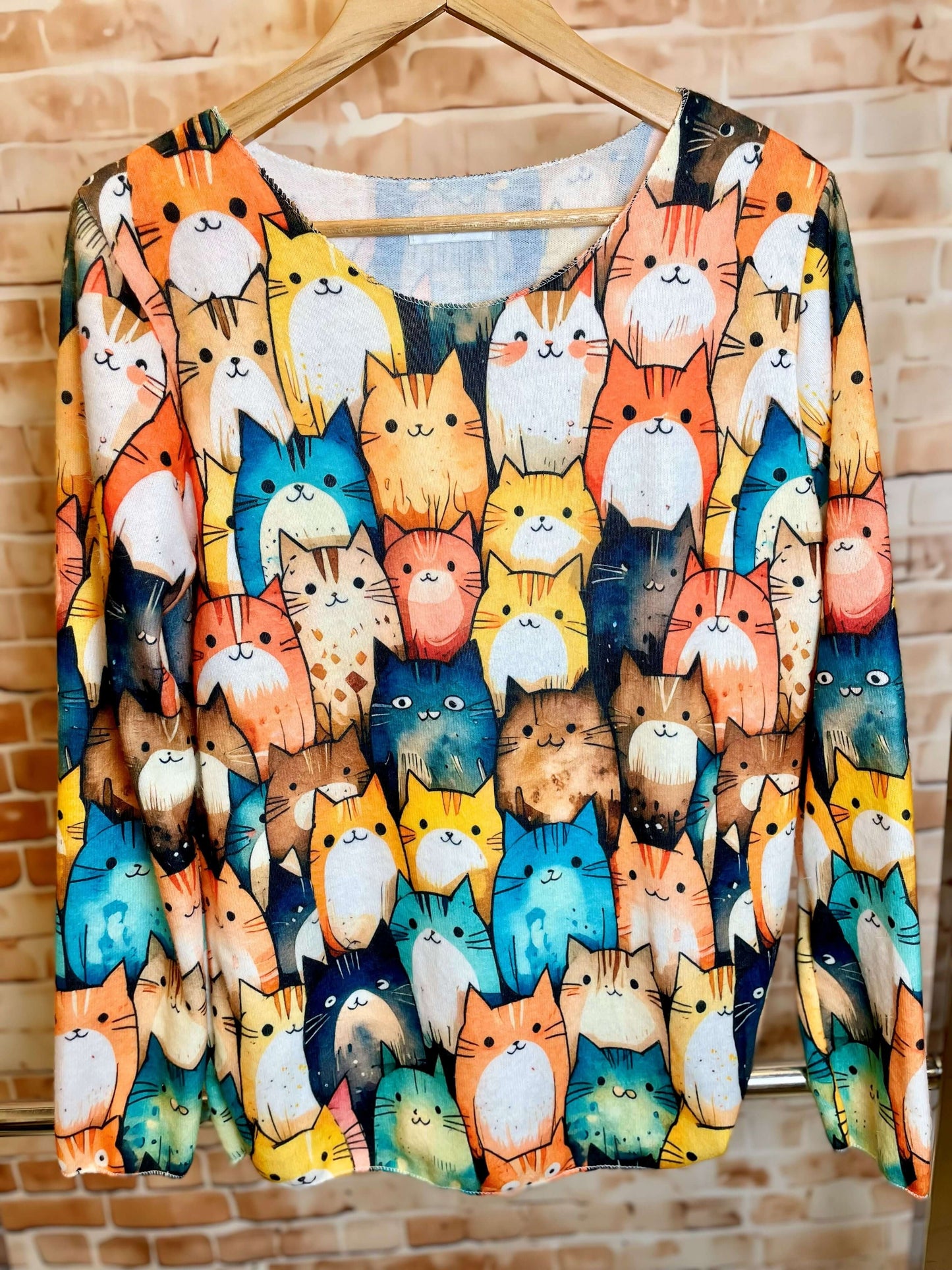 Weiches Langarmshirt/Pullover mit Katzenmotiv - verschiedene Modelle