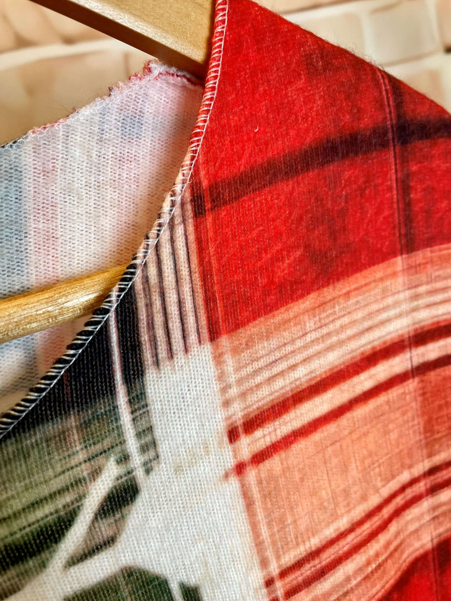 Weiches Langarmshirt/Pullover mit Katzenmotiv - verschiedene Modelle