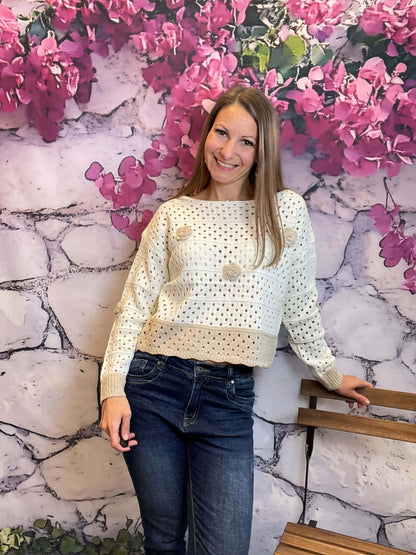 Kurzer Netzpullover mit Blumen