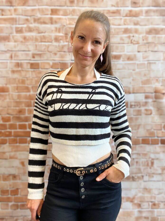 Gestreifter kurzer Strickpulli mit Ripptop (2-Teilig)