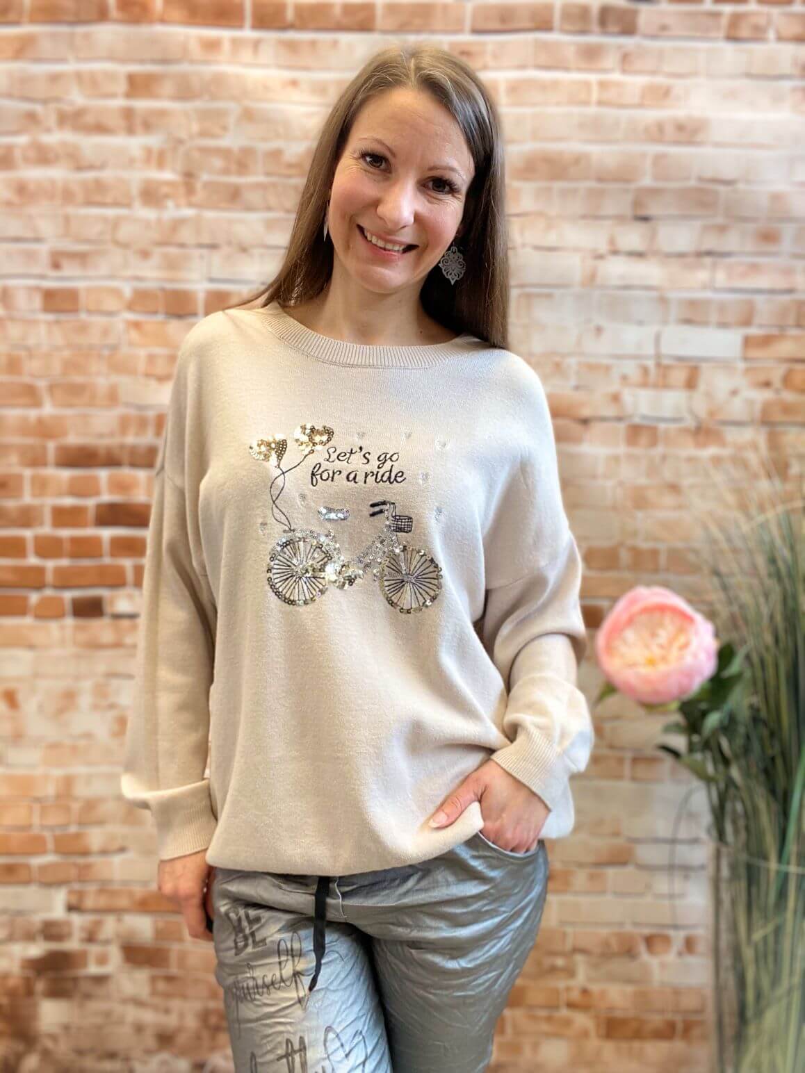 Strickpullover mit Fahrradmotiv & Pailletten