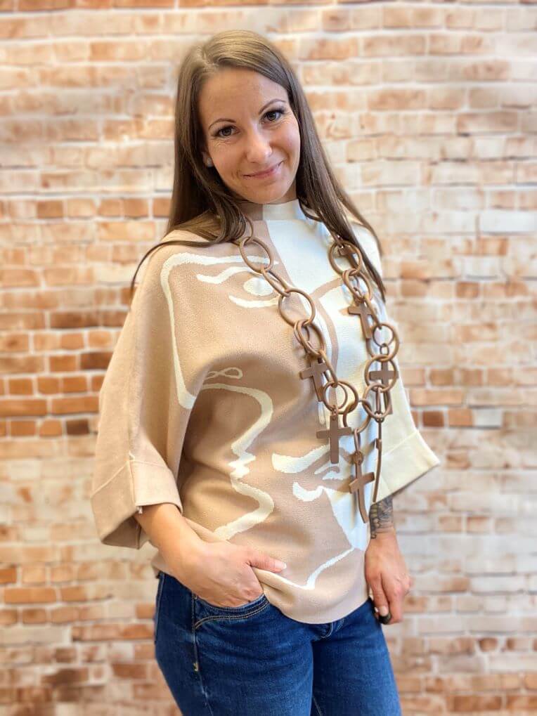 Zweifarbiger Pullover mit Stehkragen und 3/4-Arm