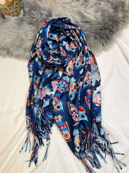 Bunter Schal mit Eulen-Motiv