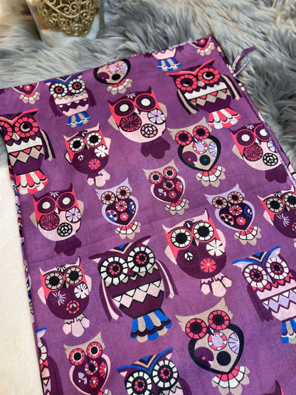Bunter Schal mit Eulen-Motiv