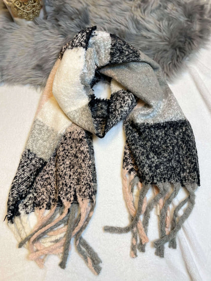 Groß karierter Wollschal mit Fransen - Schwarz/Rosa