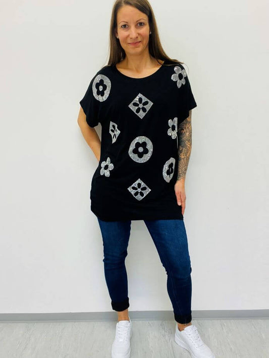 Schwarzes Kurzarmshirt mit Strasssteinen