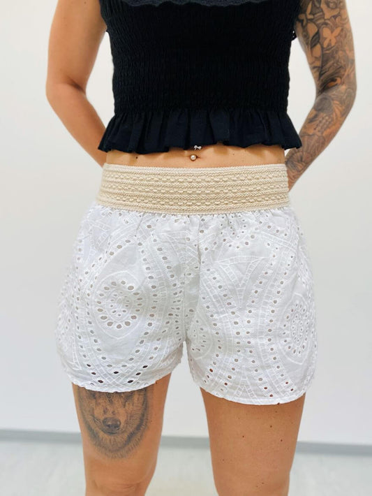 Shorts mit Lochstickerei und Gummibund