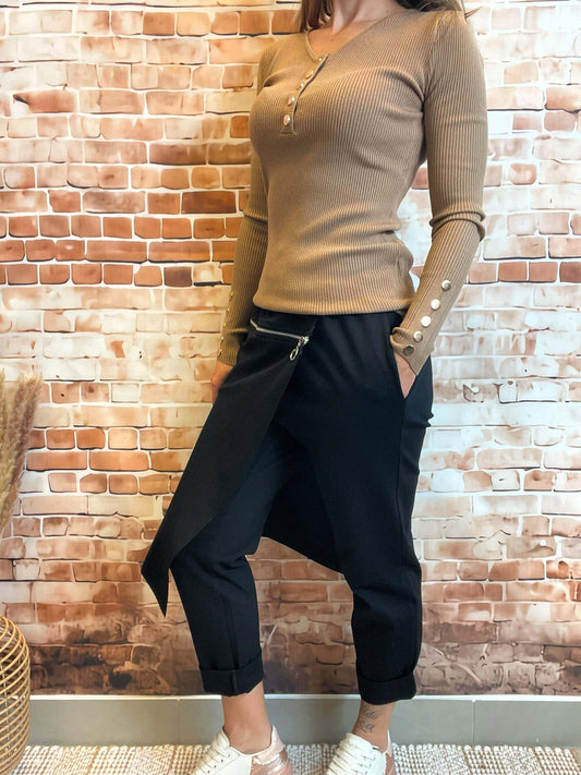 Stoff-Schlupfhose mit Schürze und Zipp