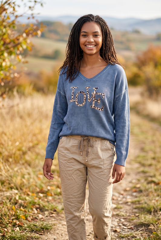 Dünner Strickpullover "Love" - Oversized