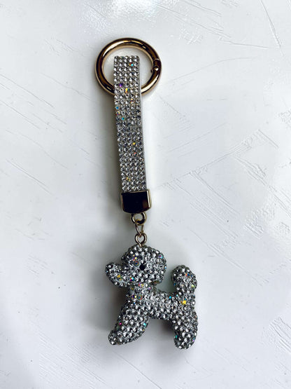 Kleiner Strass-Taschenahänger "Pudel"