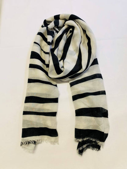 Angenehmes Tuch im Zebra-Look