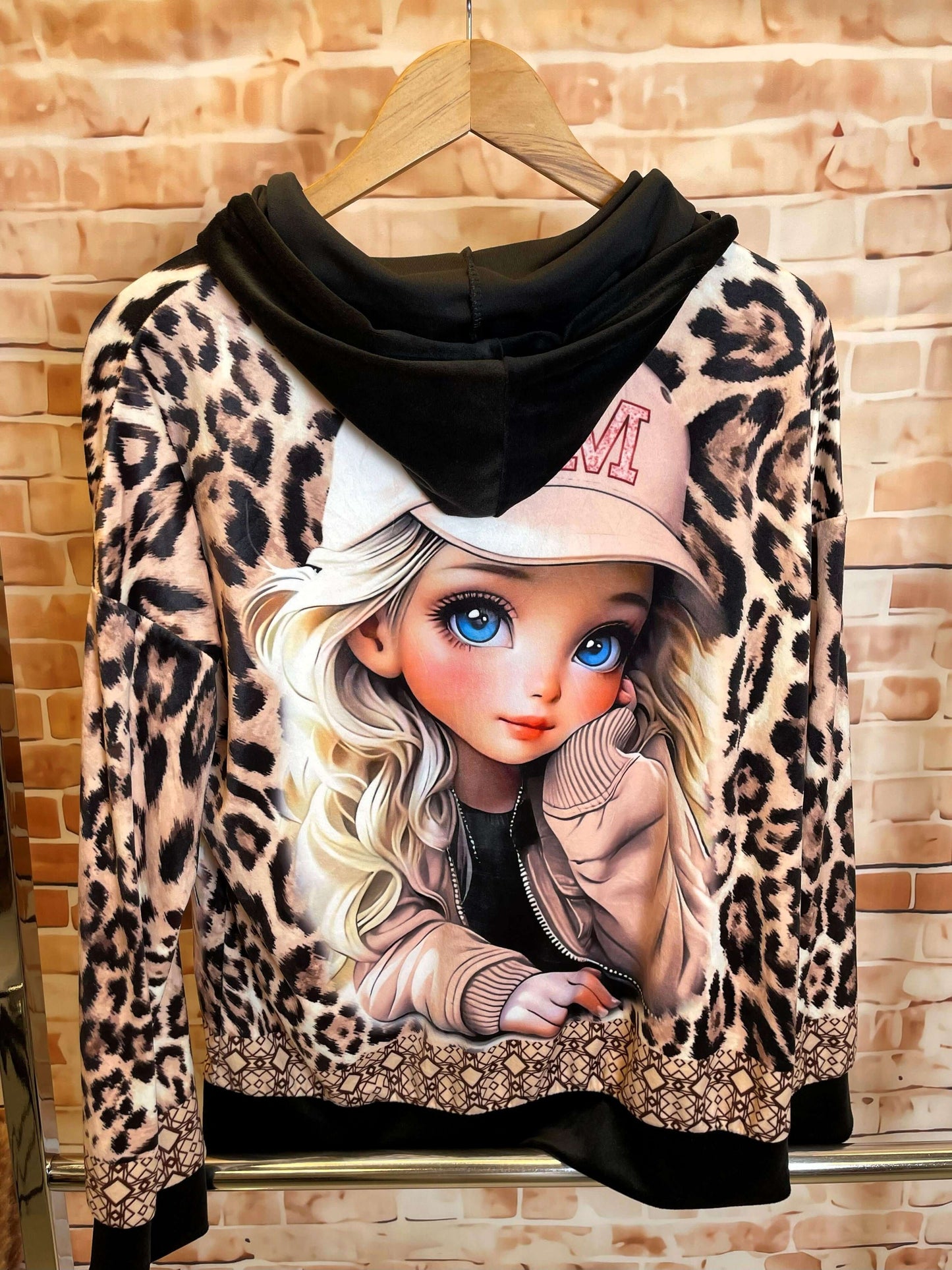 Bunte Samt/Nici-Weste mit Kapuze